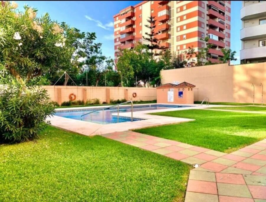 Estudio Soleado Y Bien Ubicado Fuengirola Exterior photo